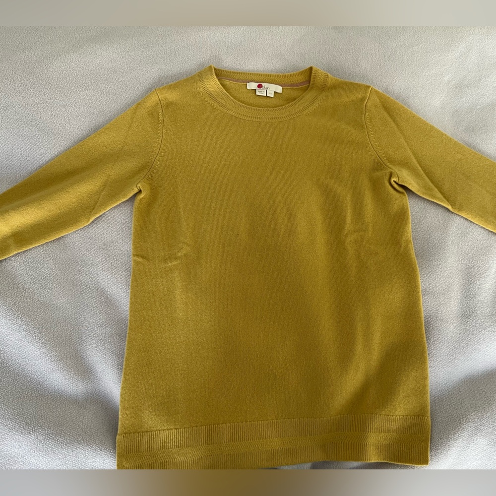 NWOT Boden 100% Cashmere Crewneck Sweater--Honey Gold Color